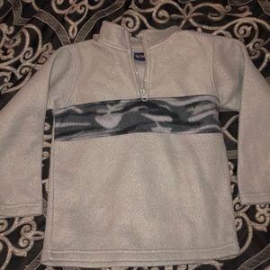 Fleece pullover